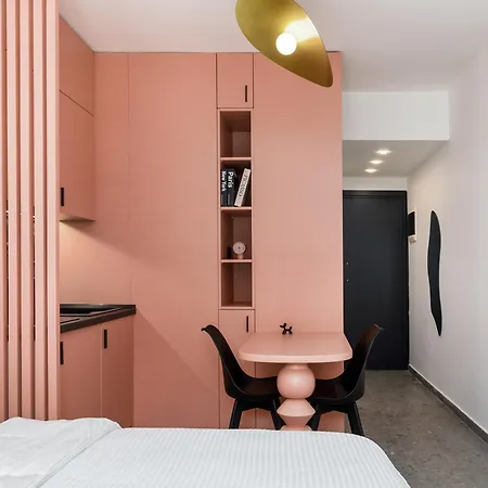 Lorian Suite By Alchemia Parking Thessaloniki Exterior photo
